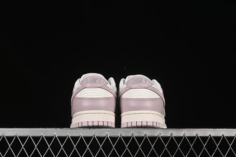 Nike SB Dunk Low "Particle Rose"