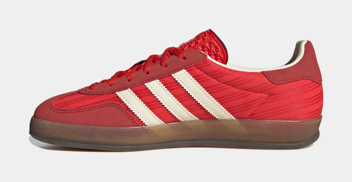 Gazelle Indoor Womens Lifestyle Shoes (Red/Better Scarlet/Cream White)