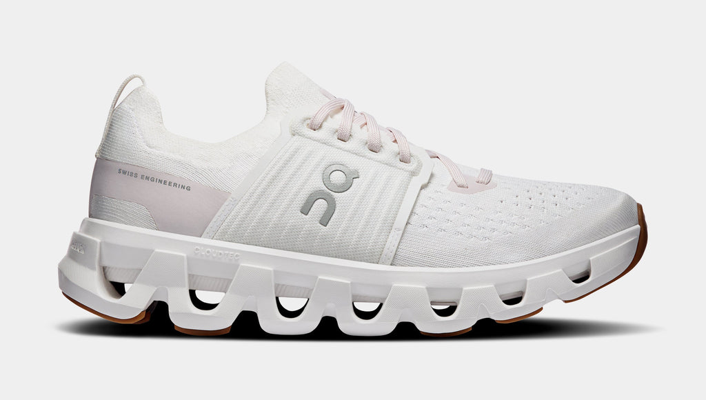 Cloudswift 4 Womens Running Shoes (White/Lily)