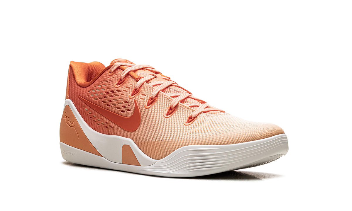 Kobe 9 Elite Low EM Protro "WNBA" IM6119 800